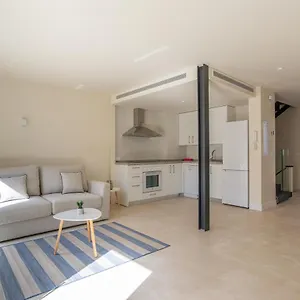 Apartment Urbe10 Carreteria Big Terrace, Málaga