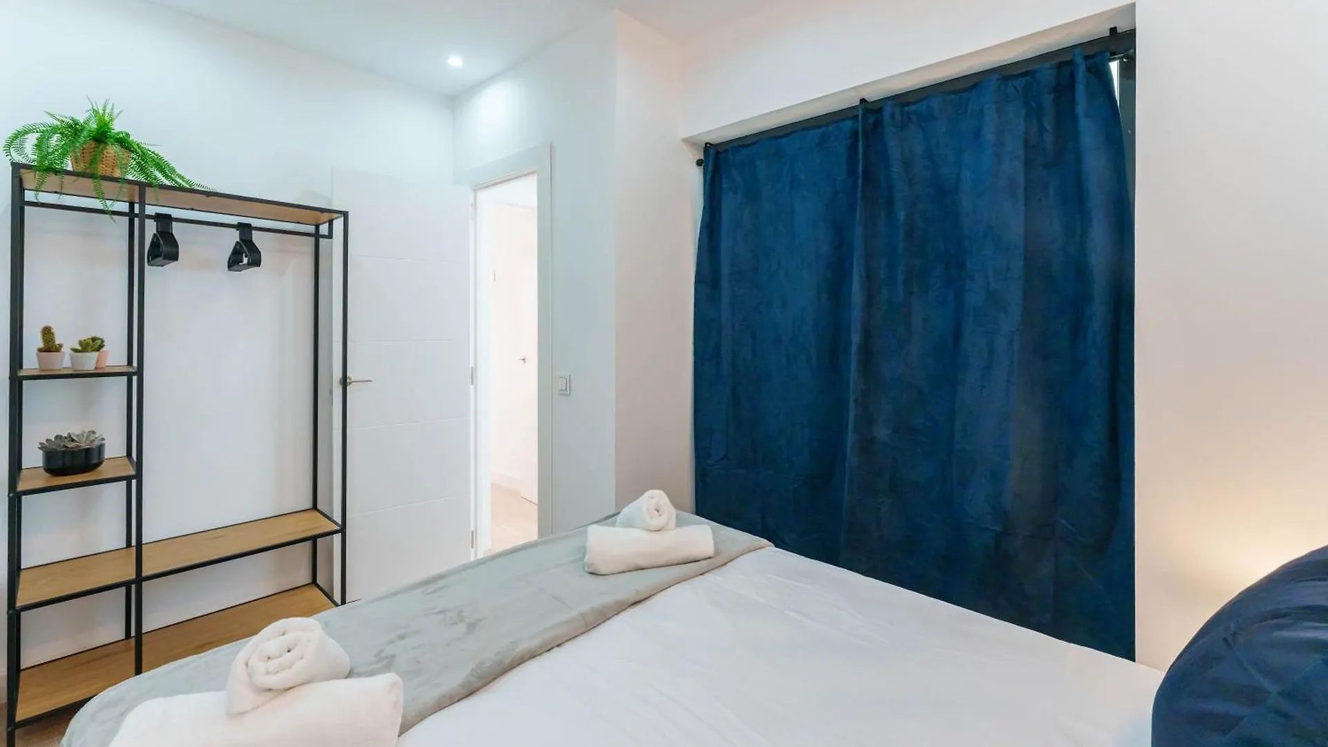 Ferienhaus Stylish 3Bd With Rooftop Jacuzzi - Las Artes Málaga