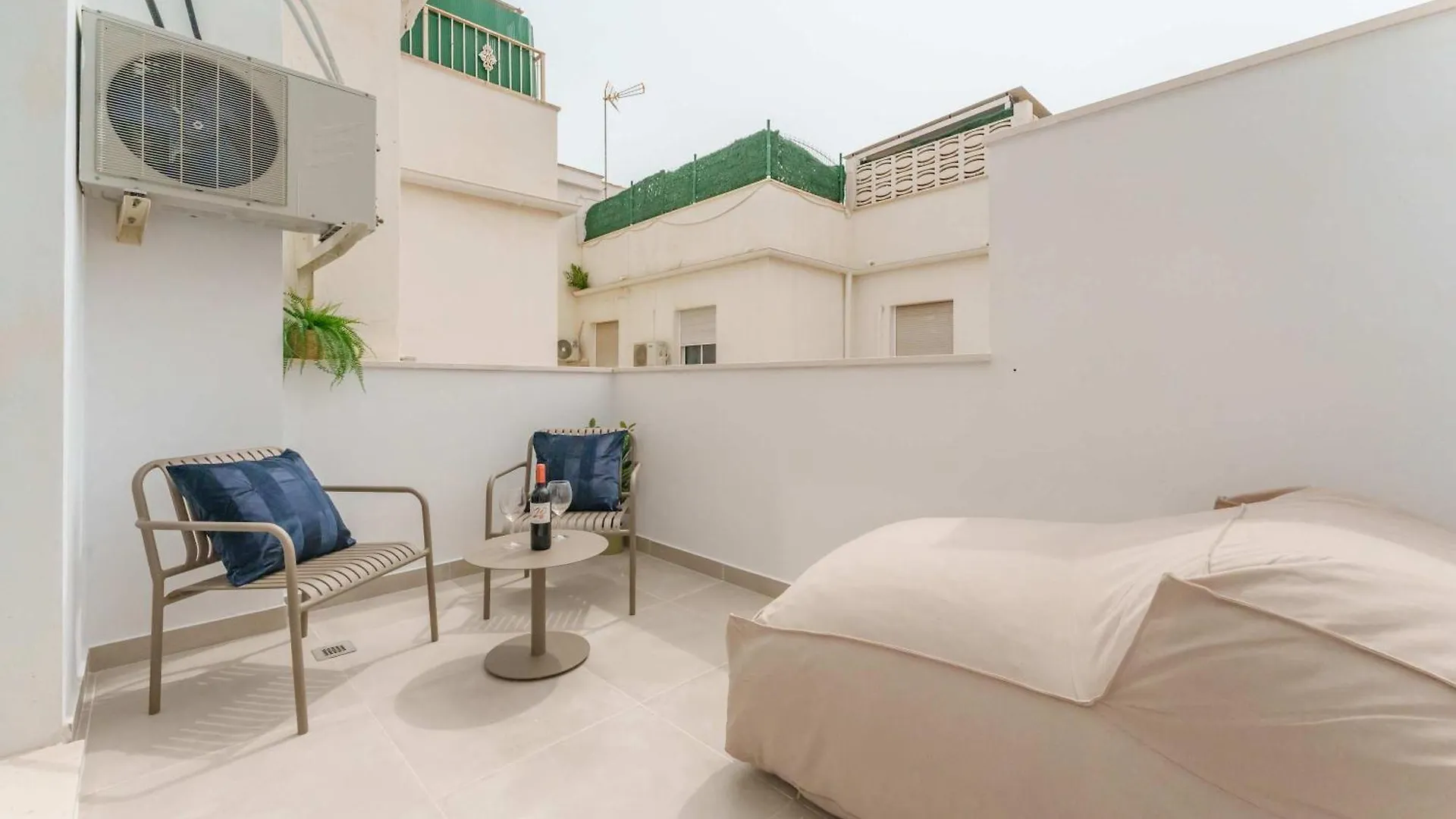 Stylish 3Bd With Rooftop Jacuzzi - Las Artes Malaga Spain