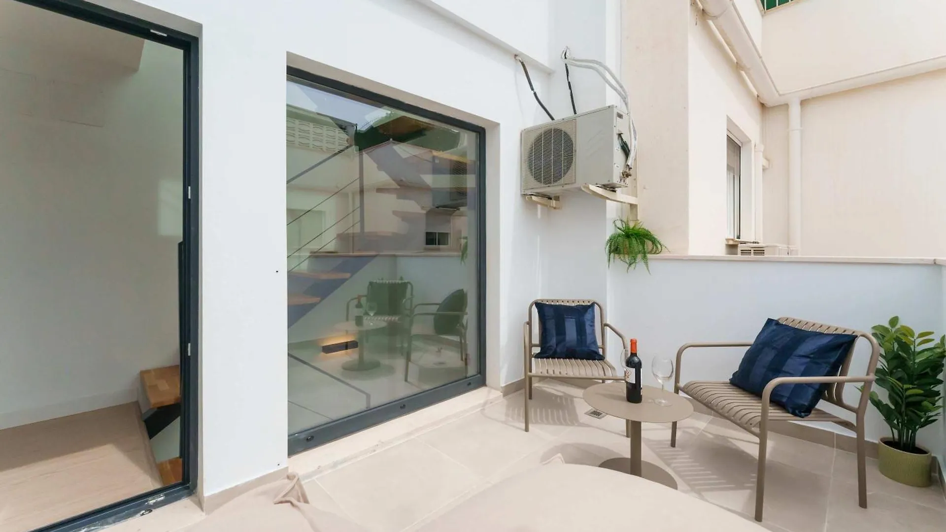 Stylish 3Bd With Rooftop Jacuzzi - Las Artes Malaga Spain