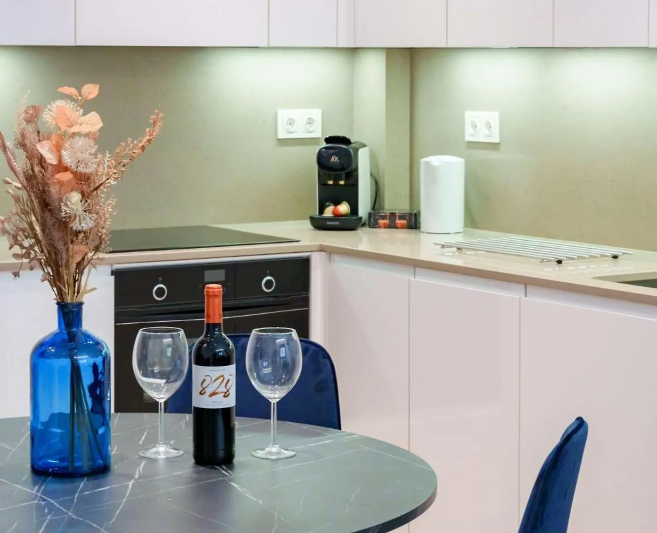Stylish 3Bd With Rooftop Jacuzzi - Las Artes Malaga Holiday home