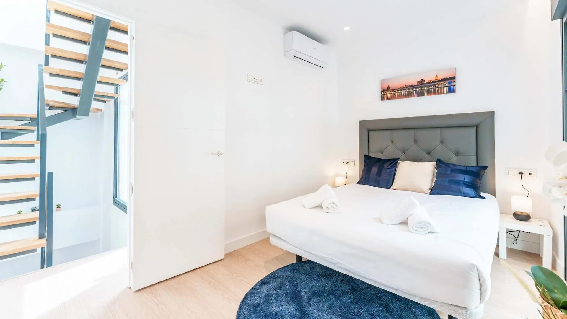 Stylish 3Bd With Rooftop Jacuzzi - Las Artes Malaga Holiday home